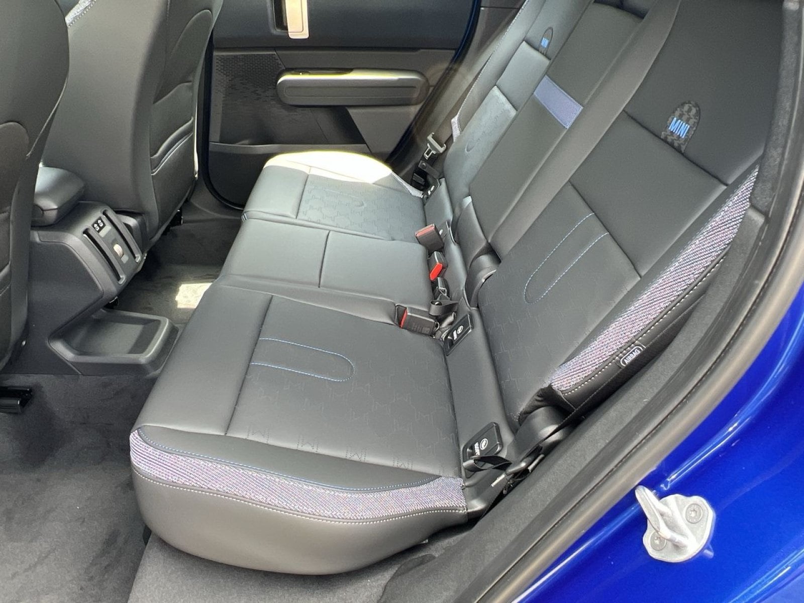 2025 MINI Countryman S - Photo 22