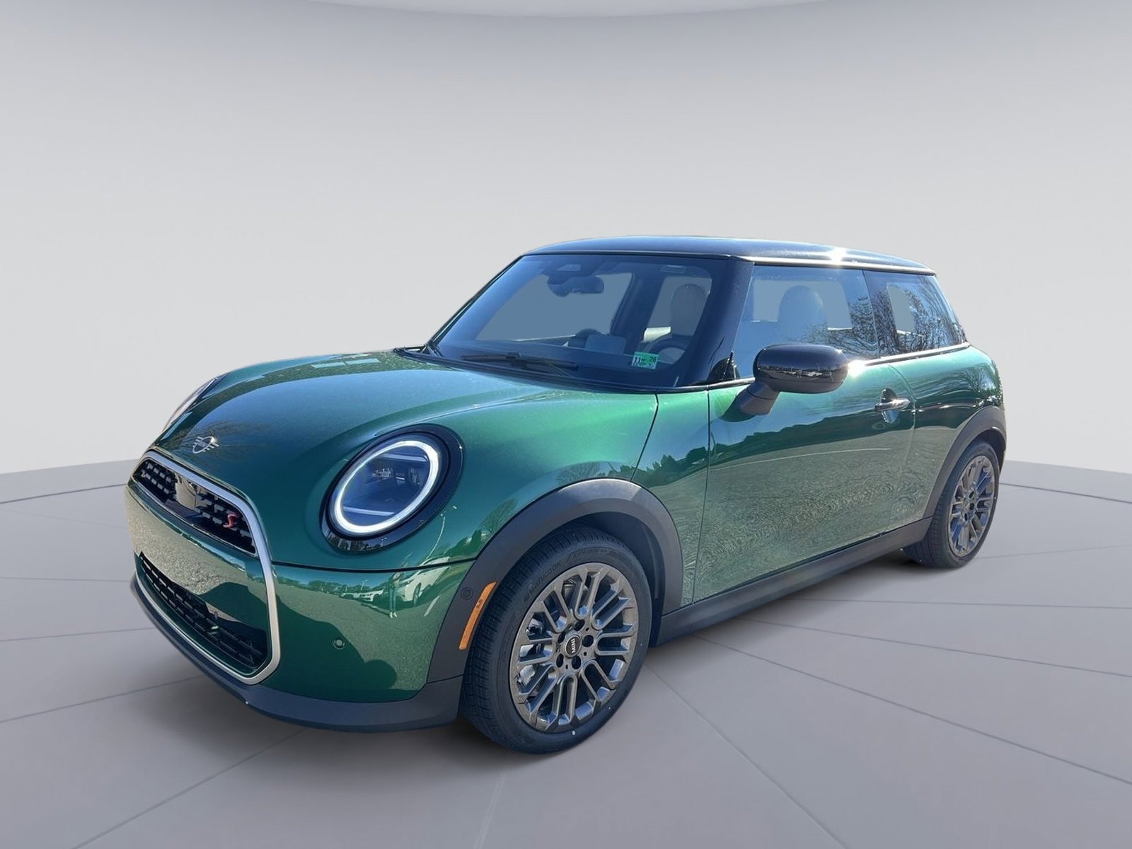 2026 MINI Hardtop 2 Door S's photo