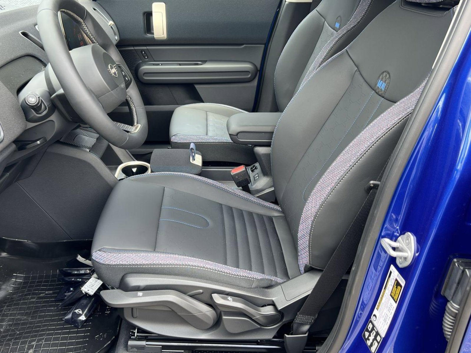 2025 MINI Countryman S - Photo 10