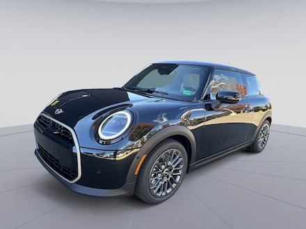 2026 MINI 2 Door Signature Plus Hatchback