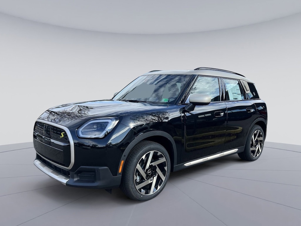 New 2025 MINI Countryman Signature Plus SUV
