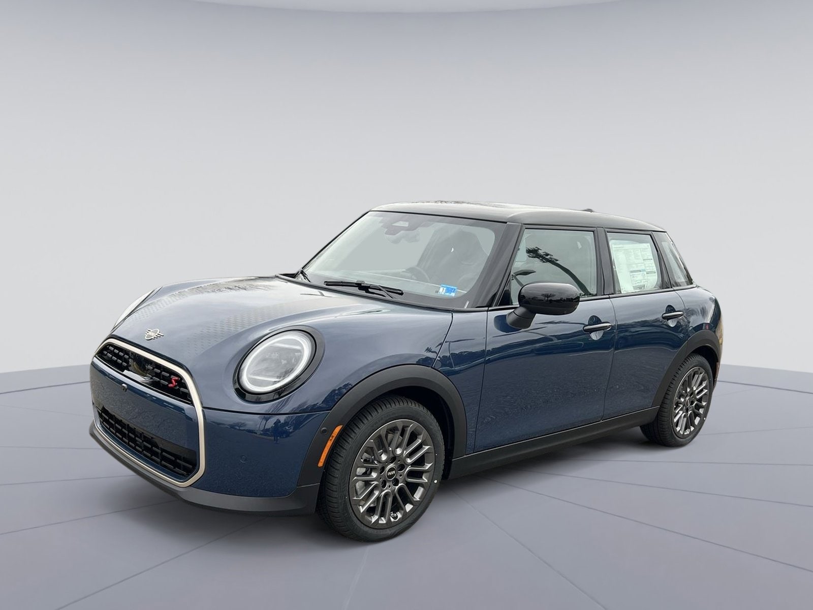 2026 MINI Hardtop S's photo