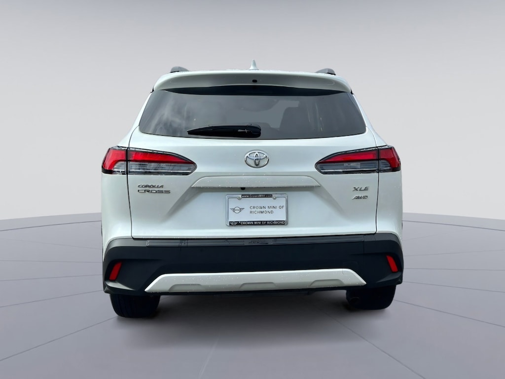 Used 2023 Toyota Corolla Cross XLE SUV