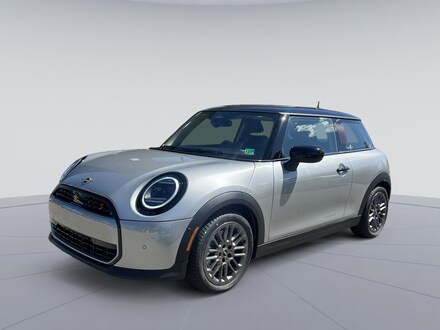 2025 MINI Hardtop 2 Door Signature Plus Hatchback