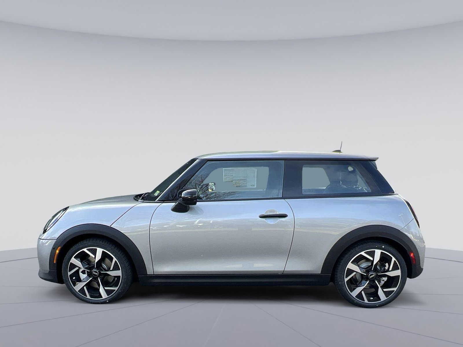 2025 Mini Cooper Hardtop S photo 2