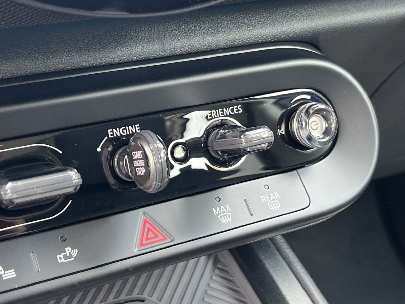 2025 MINI Countryman S - Photo 31