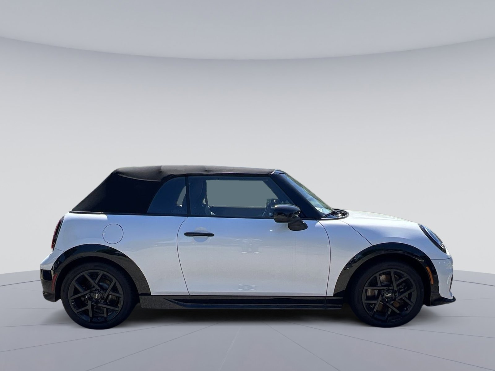 2026 MINI Convertible S - Photo 6