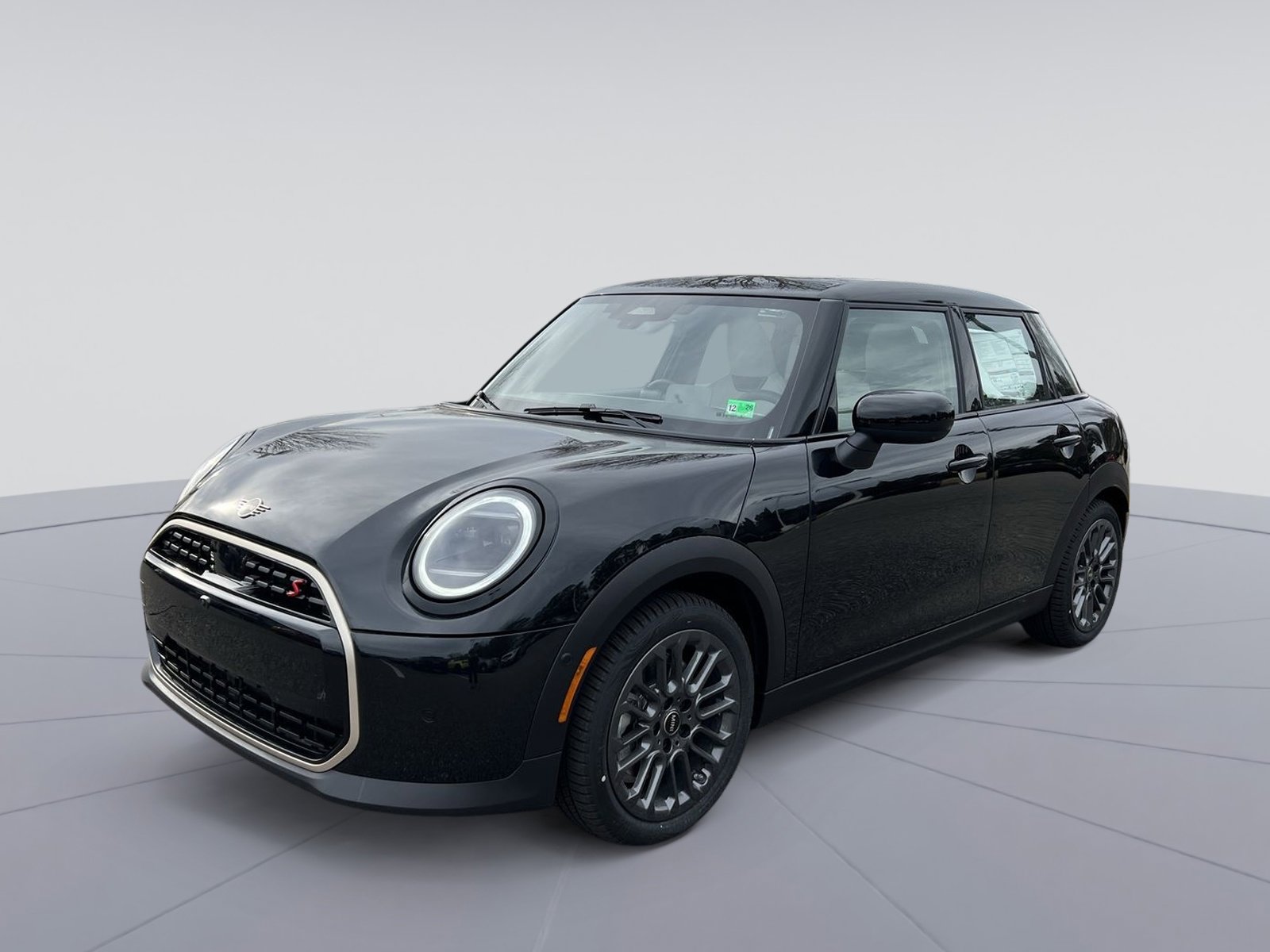 2026 MINI Hardtop 4 Door S's photo