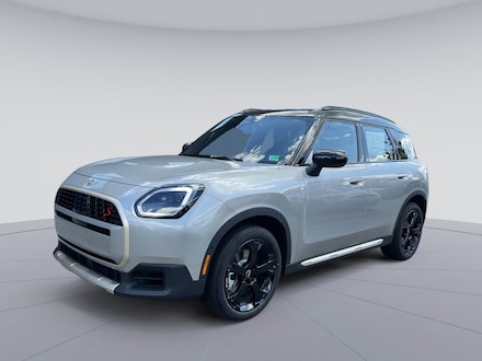 2026 MINI Countryman Signature Plus SUV