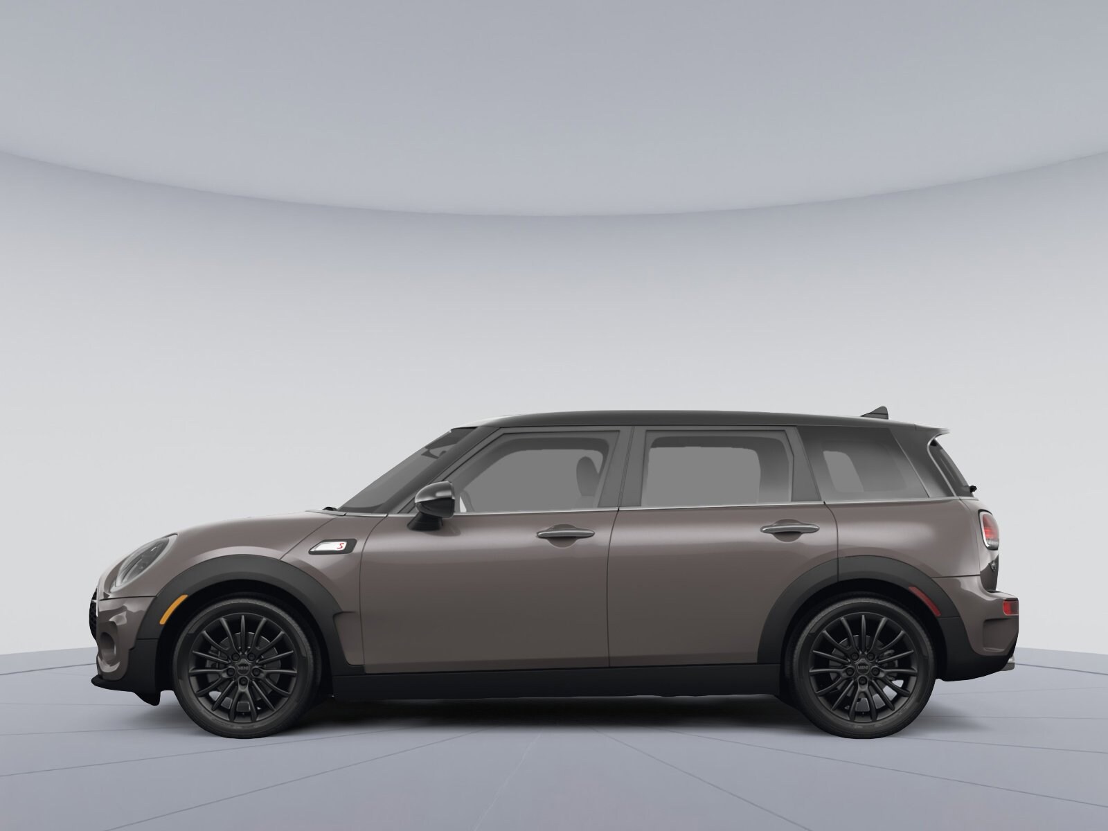 2022 Mini Clubman Base S ALL4 photo 2
