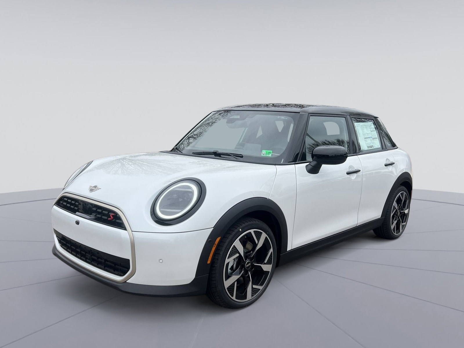 2026 MINI Hardtop 4 Door S's photo