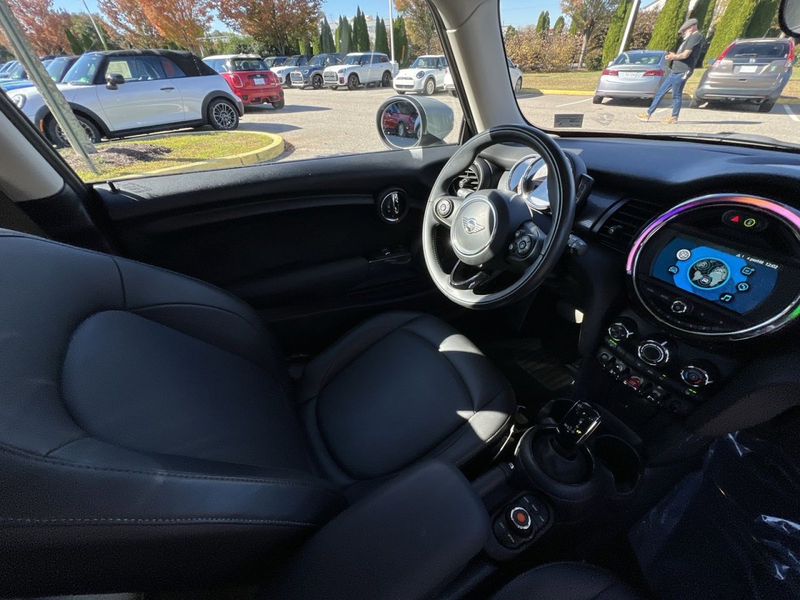 2020 Mini Cooper 2 Door Hardtop photo 2
