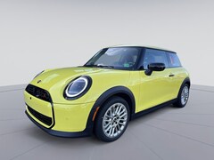 2025 MINI Hardtop 2 Door Iconic Hatchback