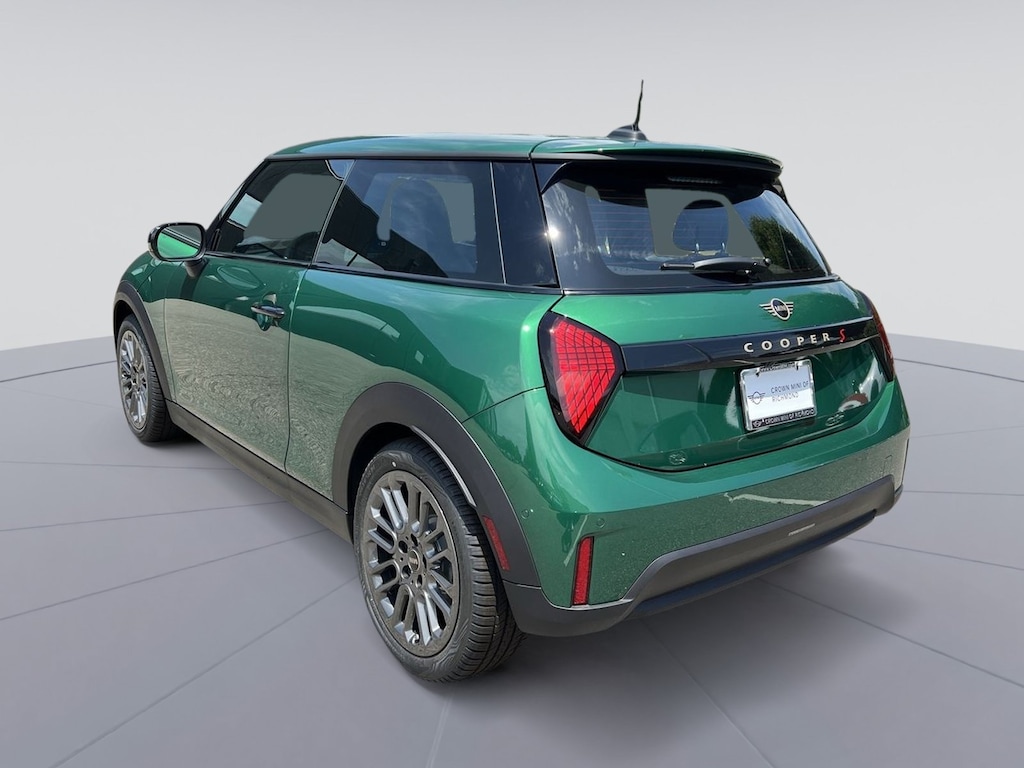 New 2026 MINI 2 Door Signature Plus Hatchback