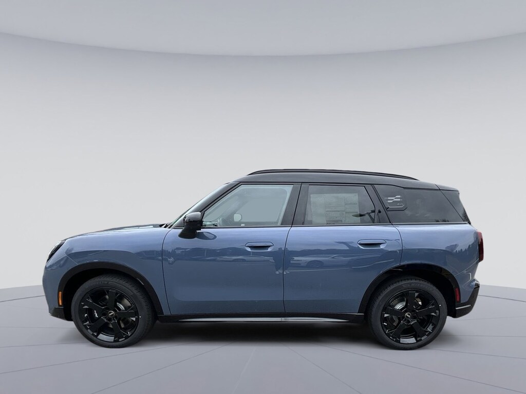 New 2026 MINI Countryman Iconic SUV