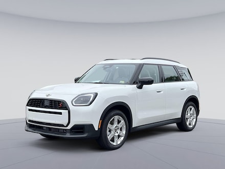 2025 MINI Countryman Signature Plus SUV