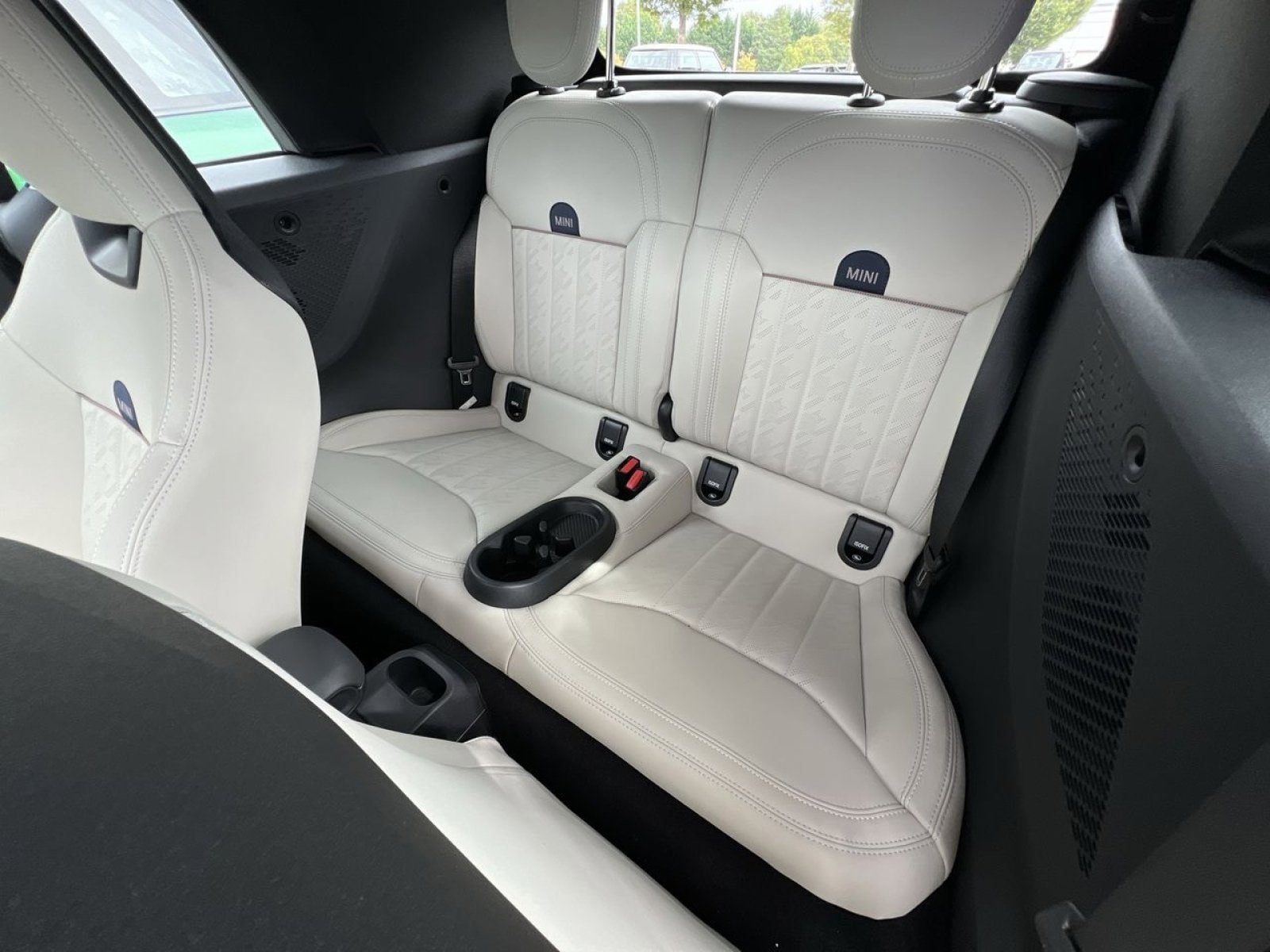 2026 MINI Convertible S - Photo 22