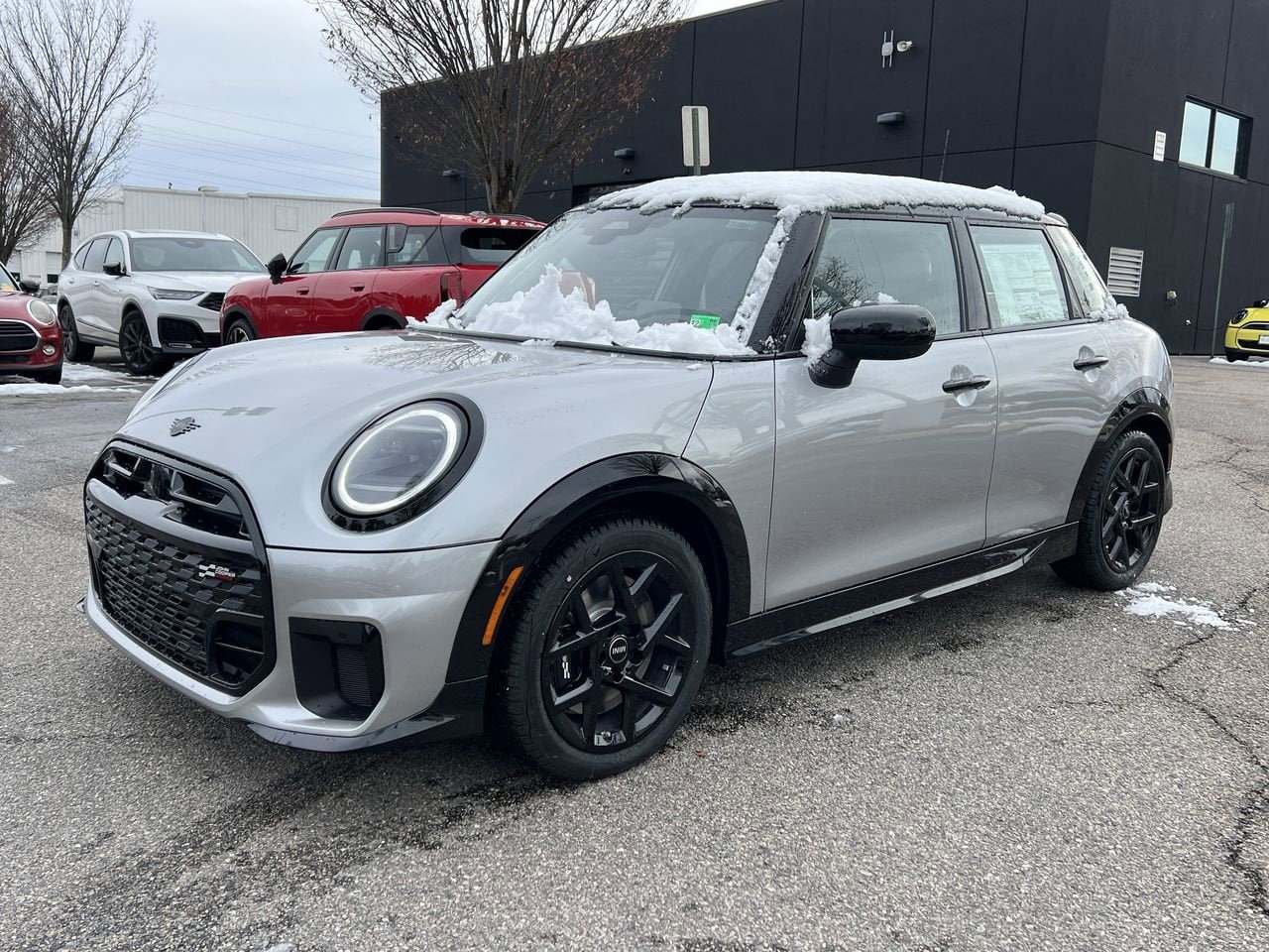 2026 MINI Hardtop 4 Door S's photo