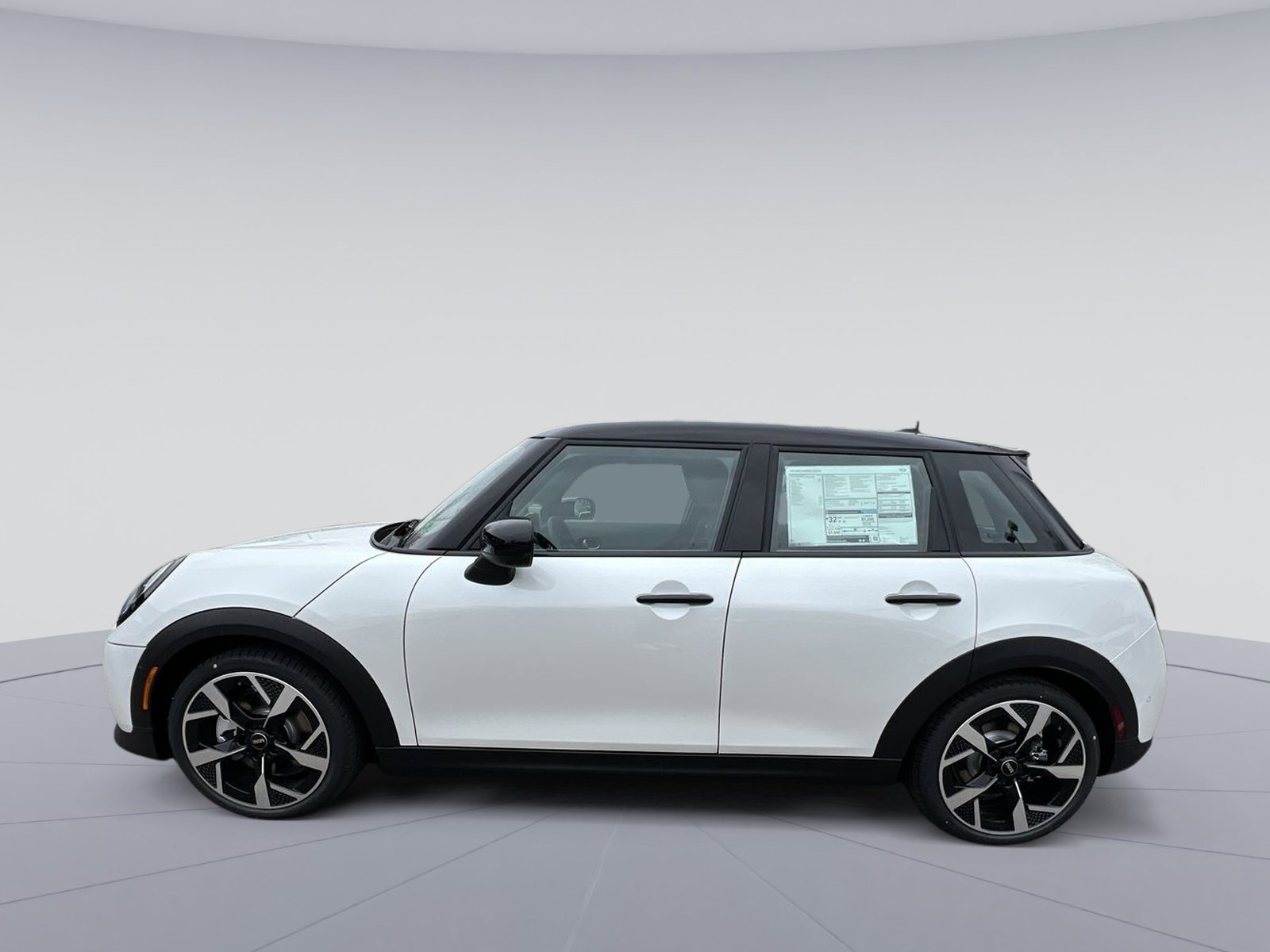 2026 Mini Cooper S Iconic photo 2
