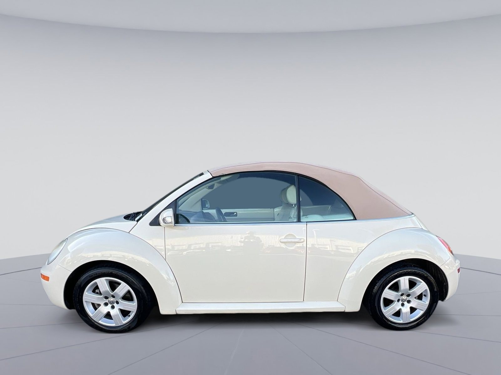 Used 2007 Volkswagen New Beetle 2.5 with VIN 3VWRF31Y67M412858 for sale in Henrico, VA