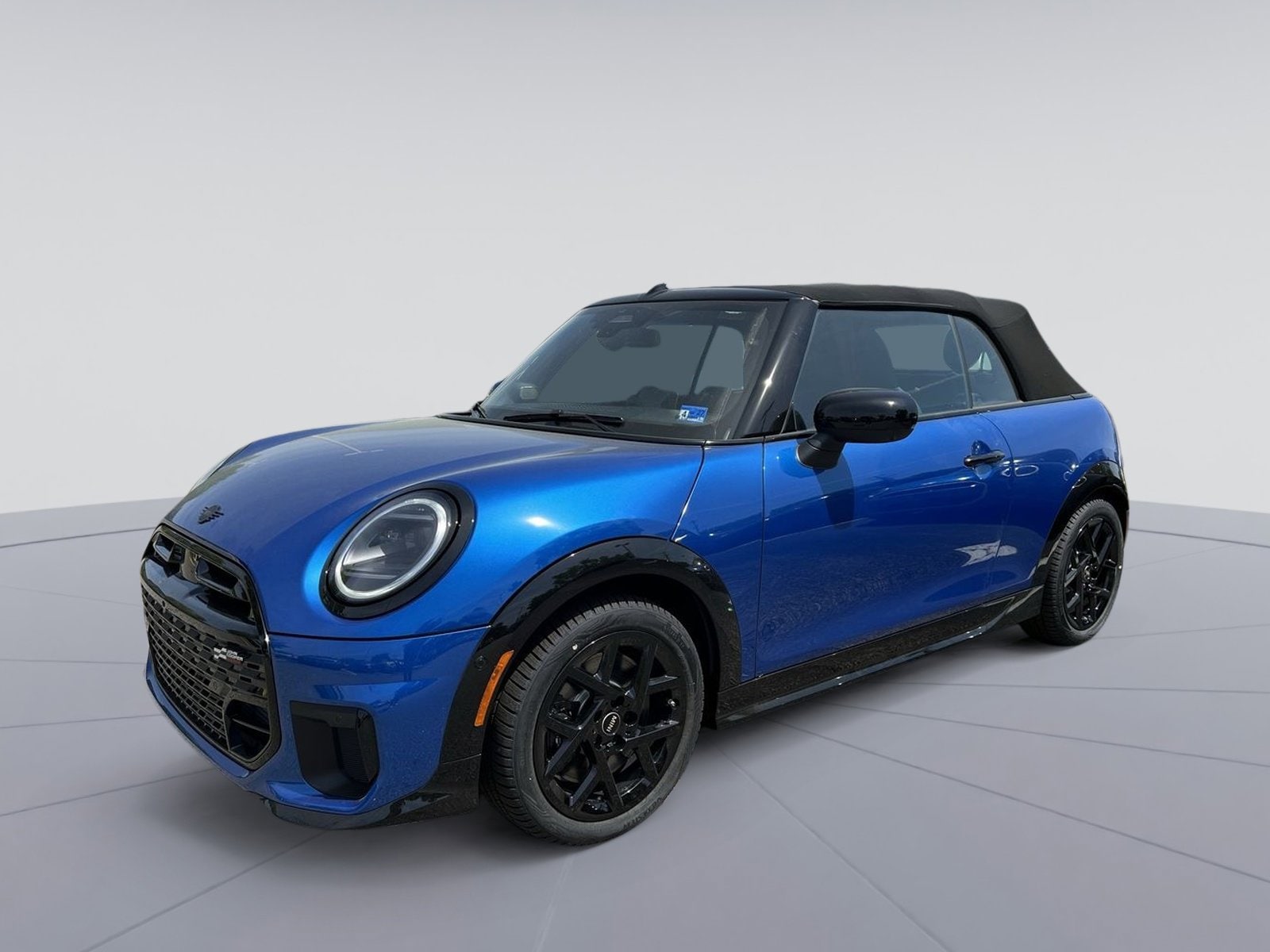 2026 MINI Convertible Cooper S's photo