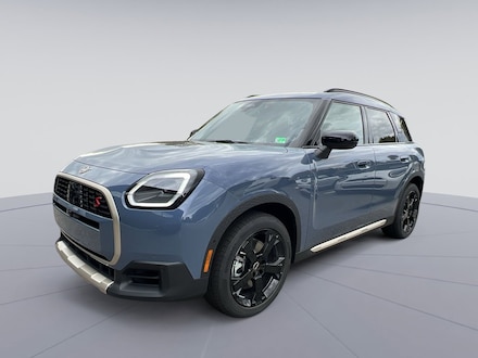 2026 MINI Countryman Iconic SUV