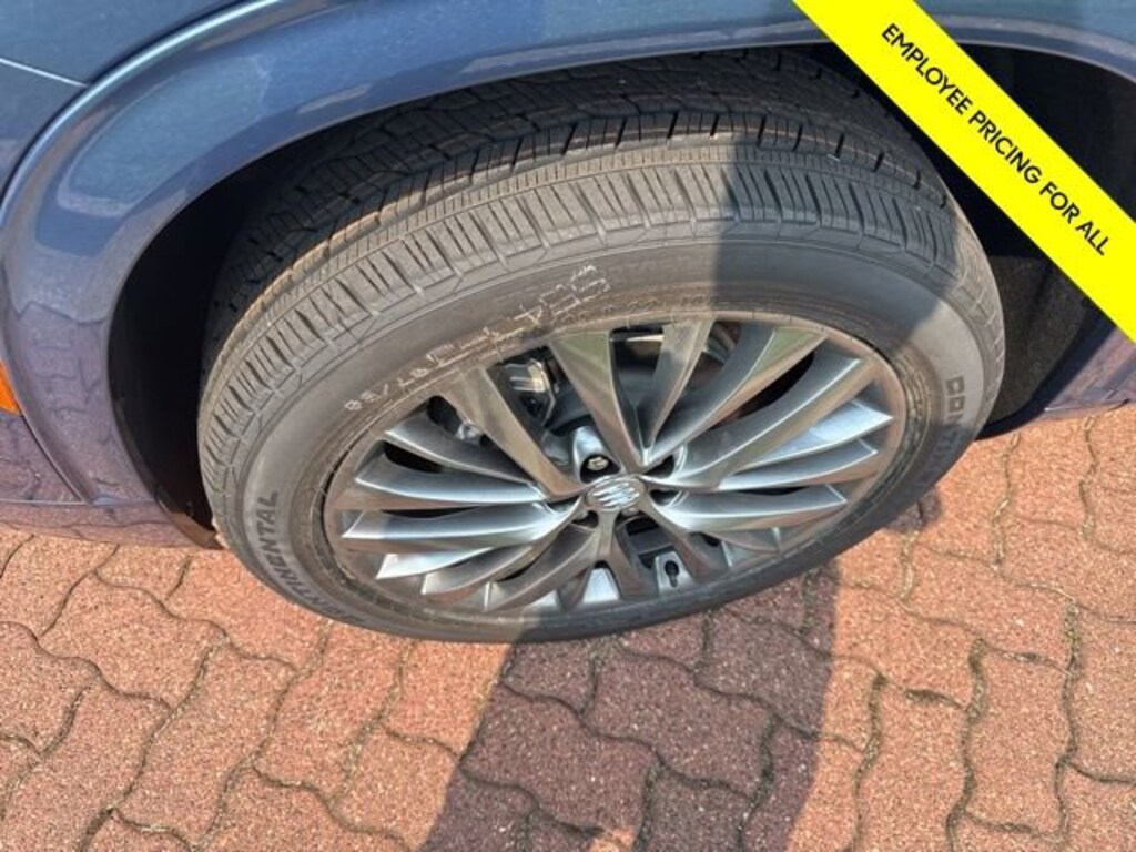 New 2026 Buick Enclave Avenir SUV