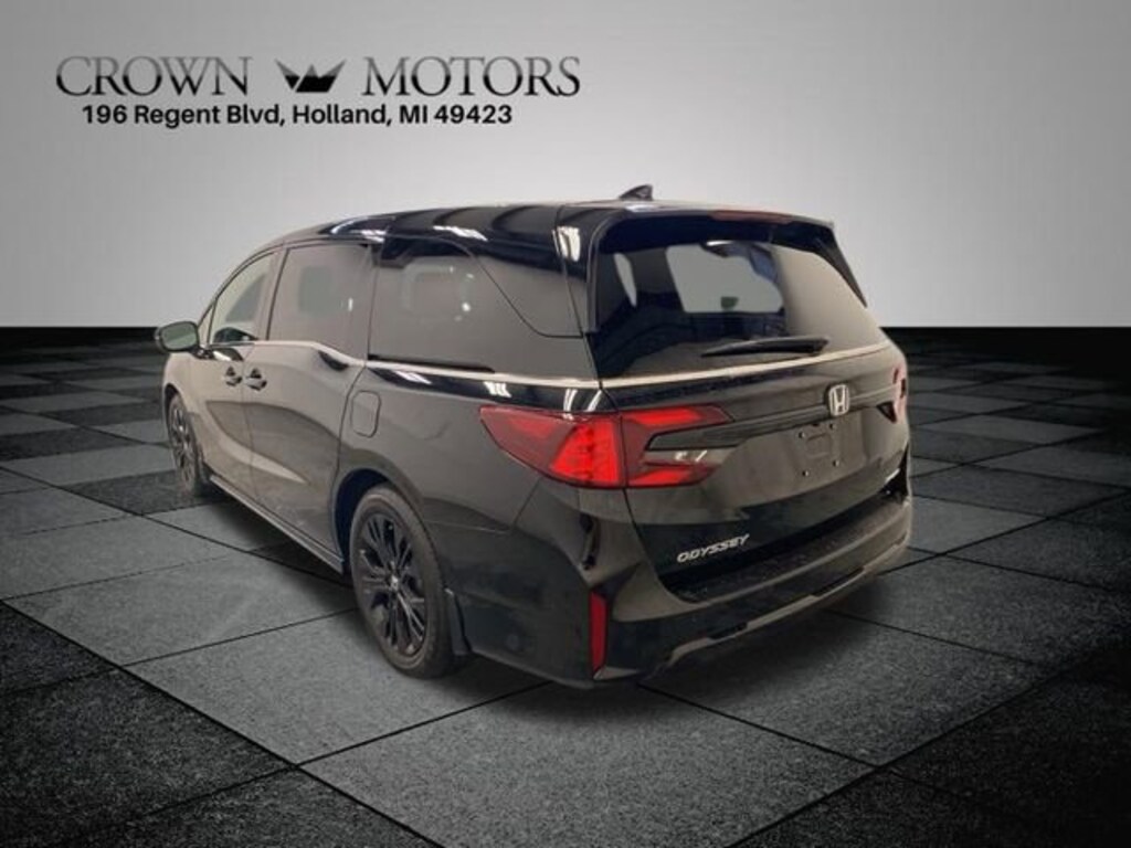 Used 2025 Honda Odyssey Sport-L Minivan
