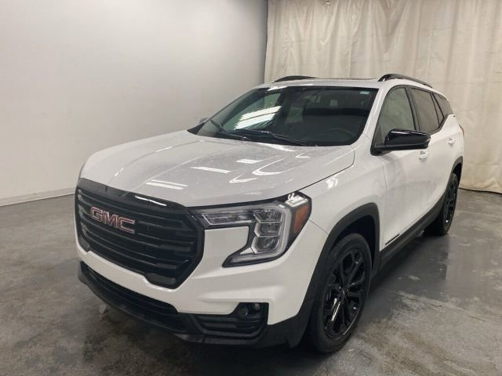 Used 2022 GMC Terrain SLT SUV