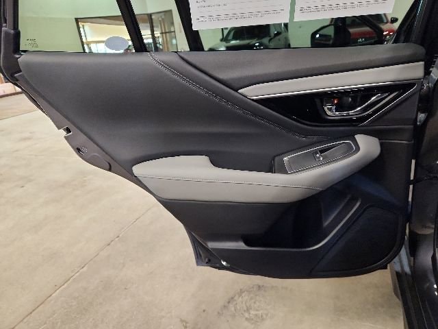 2025 Subaru Outback Limited - Photo 25