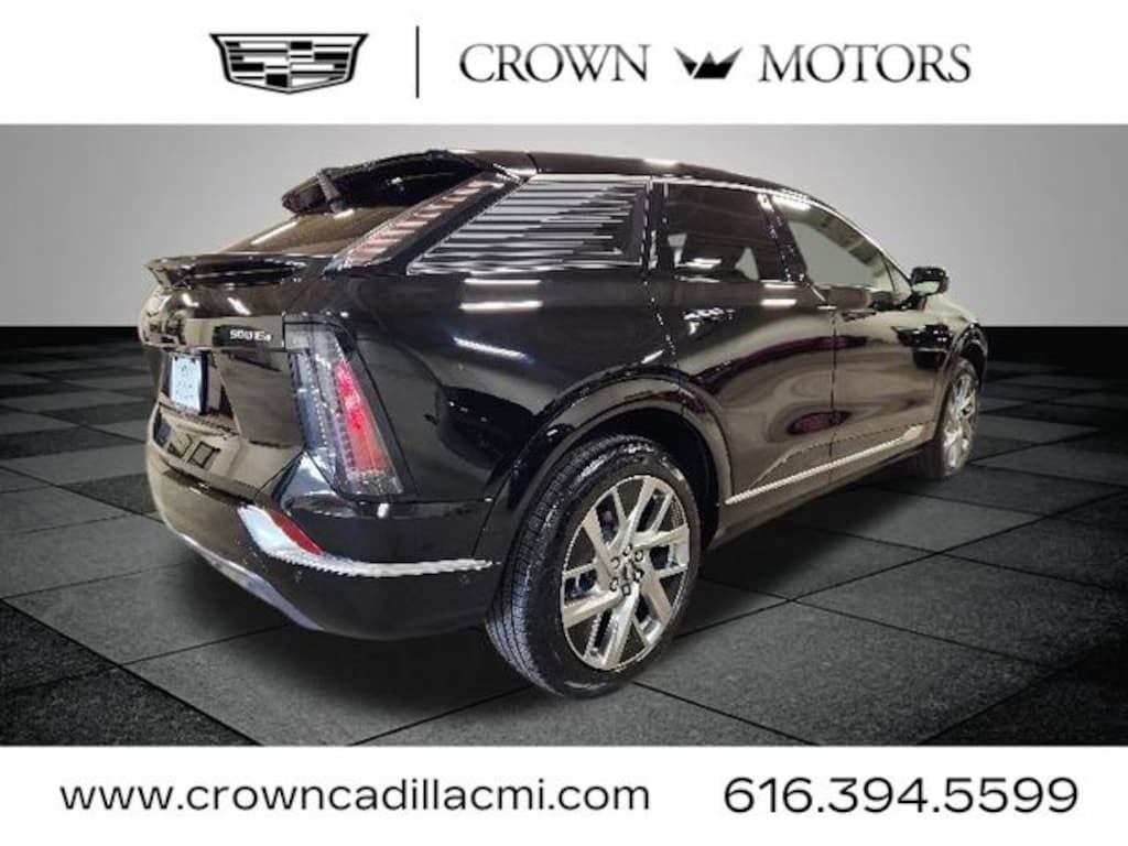 Used 2025 CADILLAC OPTIQ Luxury 2 SUV