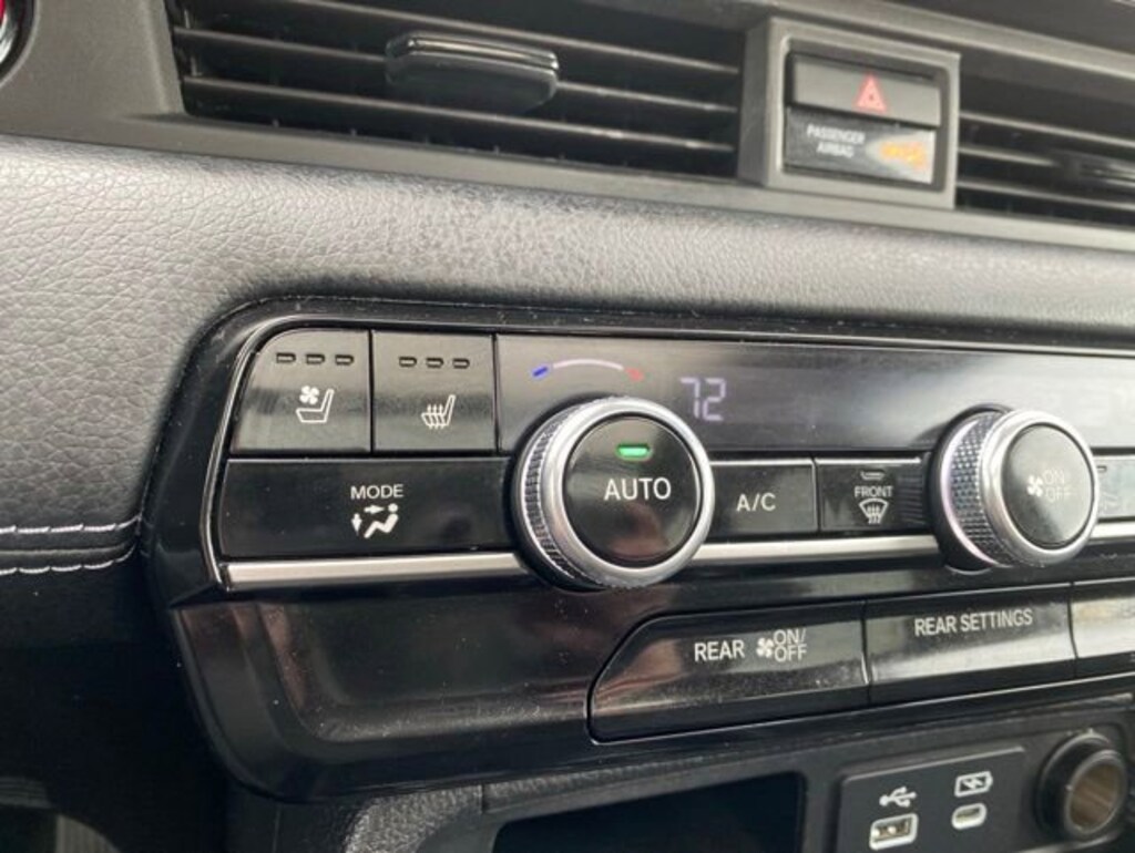 Used 2025 Honda Pilot Elite SUV