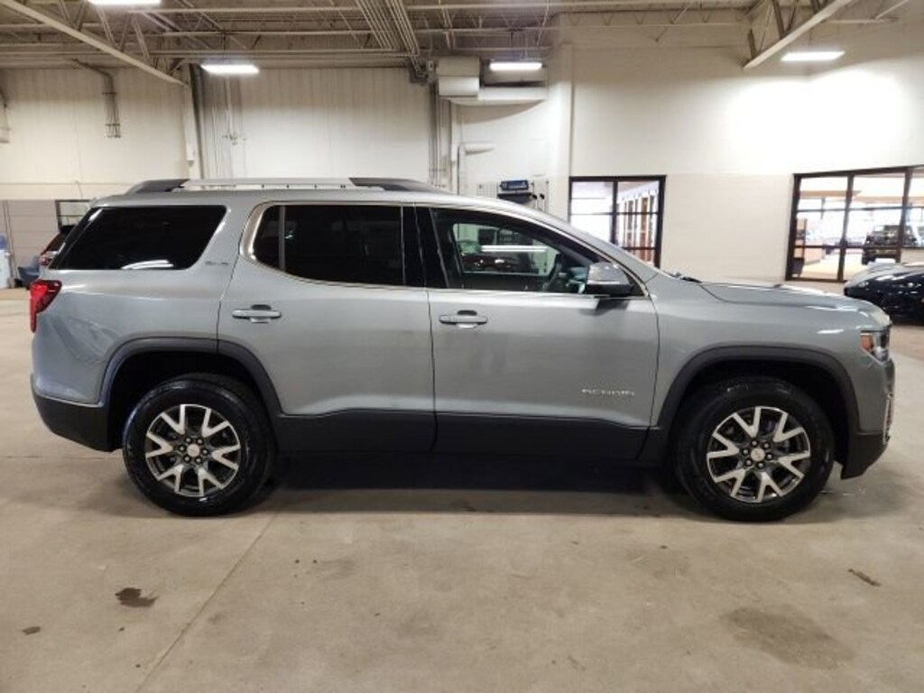 Used 2023 GMC Acadia SLE SUV