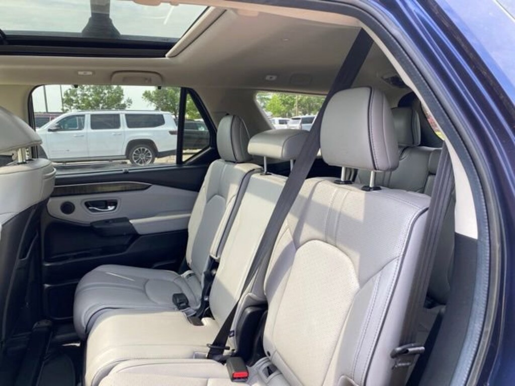 Used 2024 Honda Pilot Elite