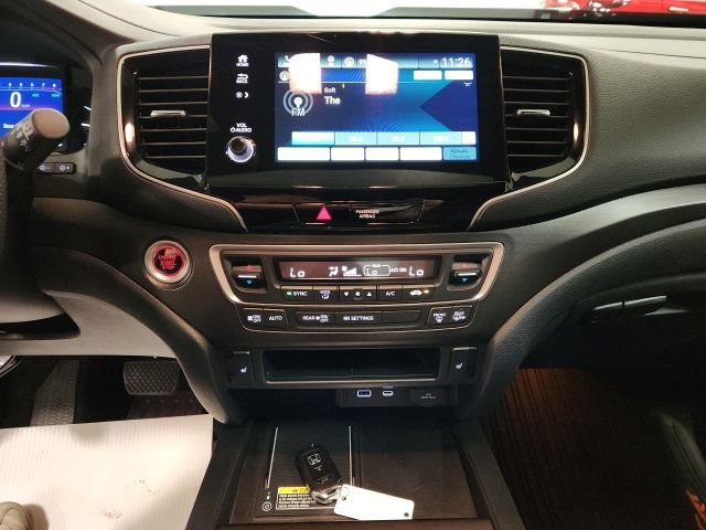 2025 Honda Passport TrailSport - Photo 14