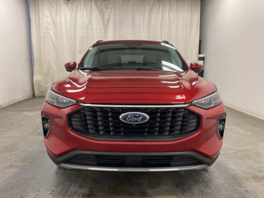 Used 2023 Ford Escape Platinum SUV