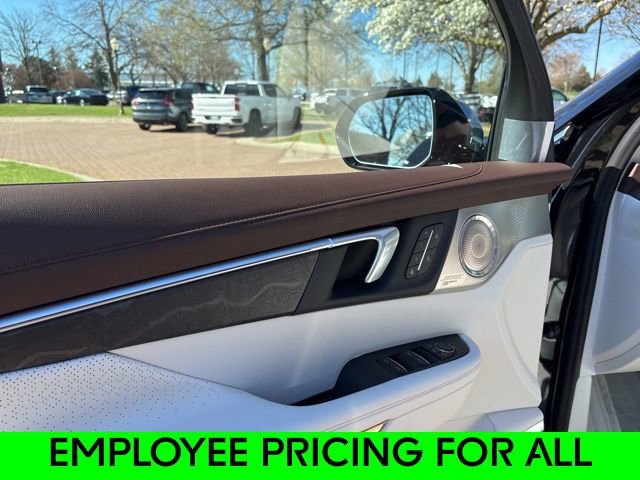 2026 Buick Enclave Avenir - Photo 11