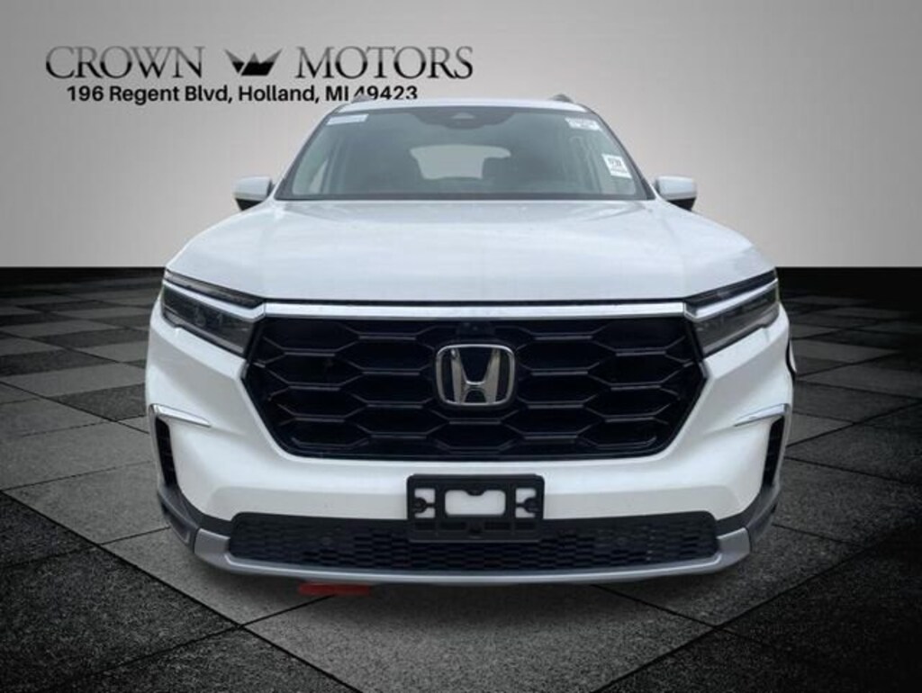 Used 2025 Honda Pilot Elite SUV