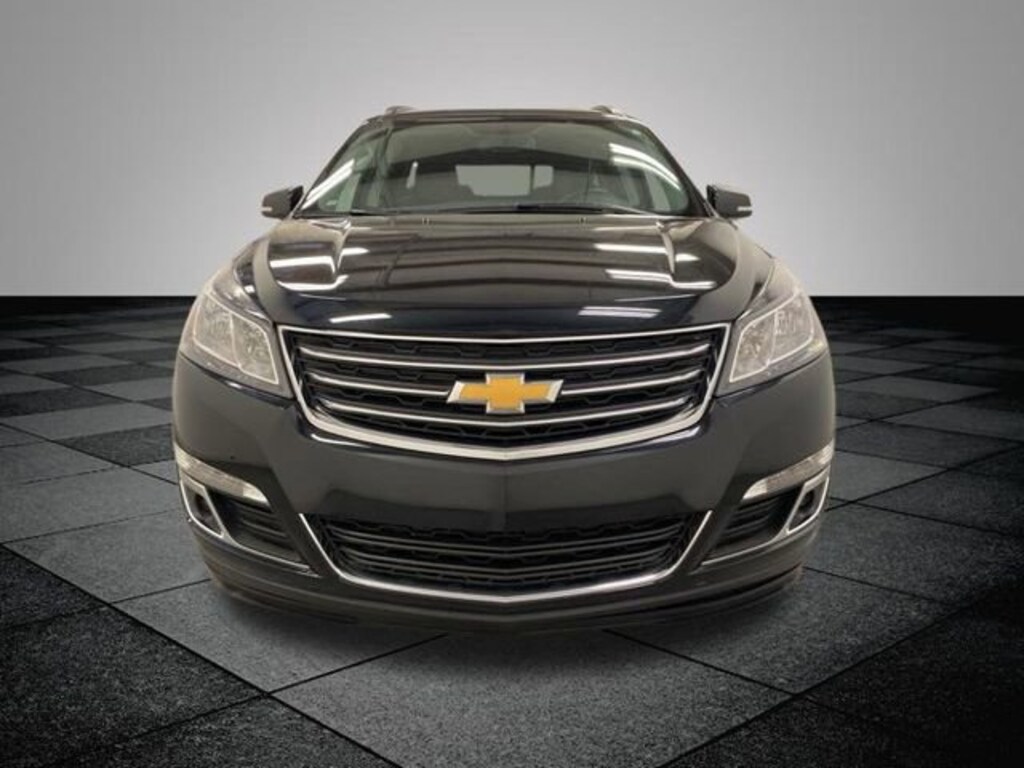 Used 2015 Chevrolet Traverse LT SUV