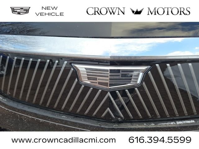 2025 Cadillac Escalade IQ Luxury photo 3