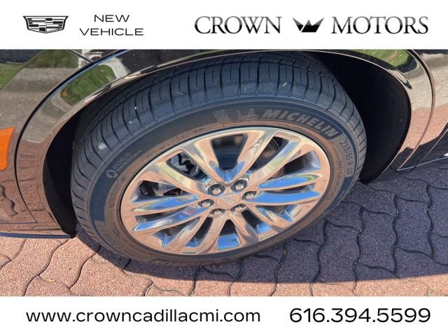 2025 Cadillac XT6 Premium Luxury photo 4