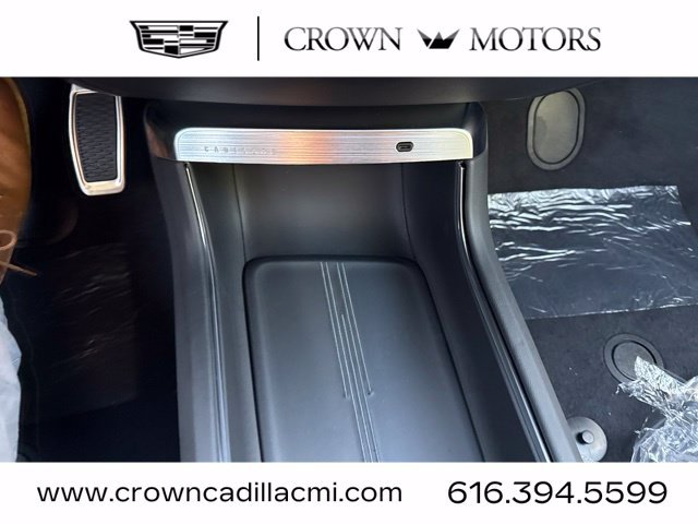 2027 Cadillac LYRIQ Luxury - Photo 28