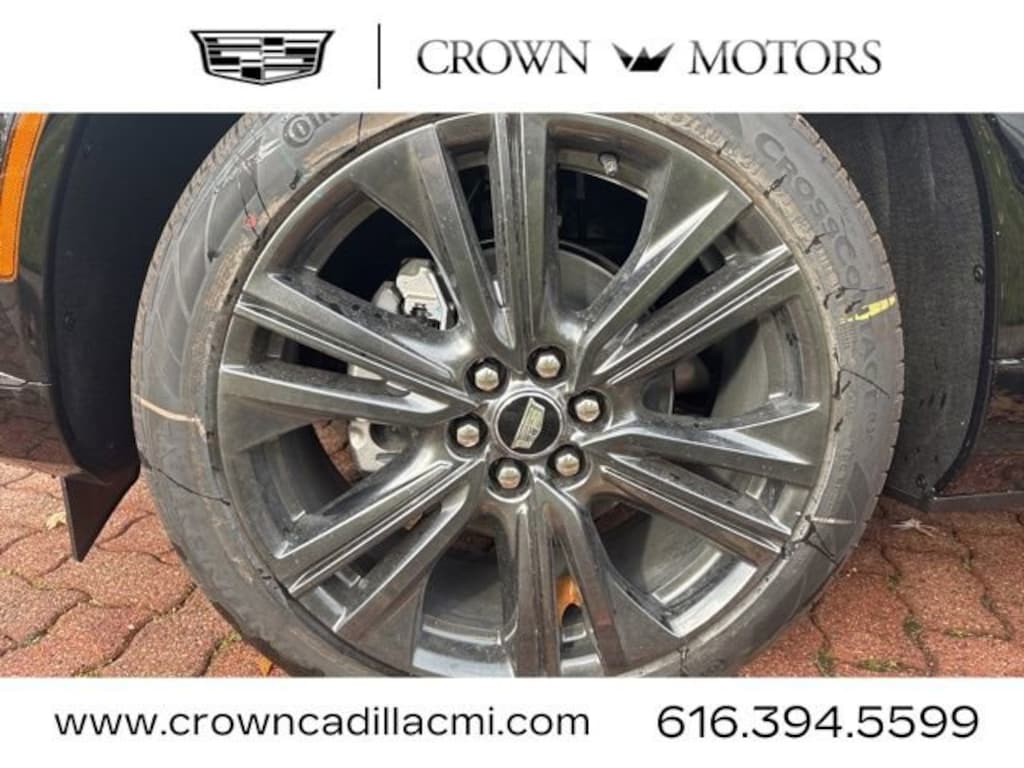 New 2026 CADILLAC OPTIQ Premium Sport SUV