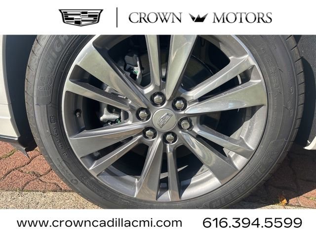 2025 Cadillac XT6 Premium Luxury photo 4