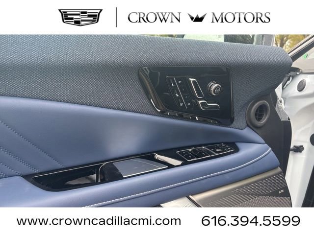 2026 Cadillac OPTIQ Premium Sport - Photo 9