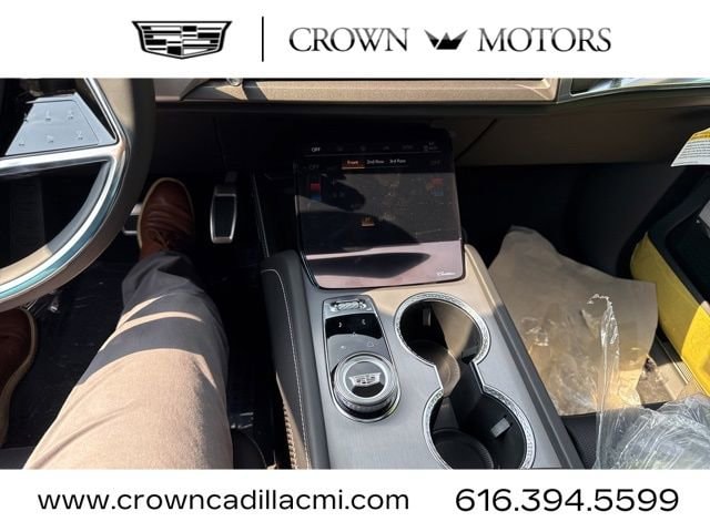 2026 Cadillac VISTIQ Sport - Photo 26