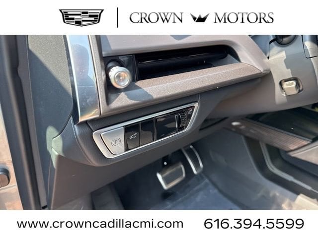 2026 Cadillac VISTIQ Sport - Photo 18