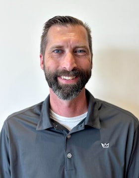 Staff member Mark Brink from ID_73b363e81b90