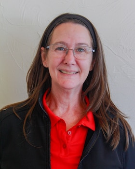 Staff member Sherri Rozema from ID_9e21358cf50c
