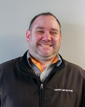 Staff member Jerry Mead from ID_73b363e81b90